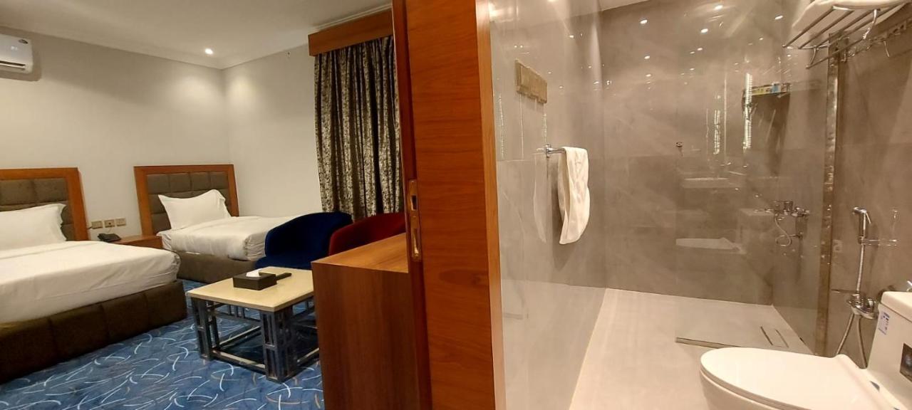 Almasem Serviced Apartments -Exit 5 リヤード 部屋 写真